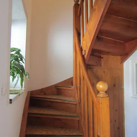 Apartma No.1, Studor